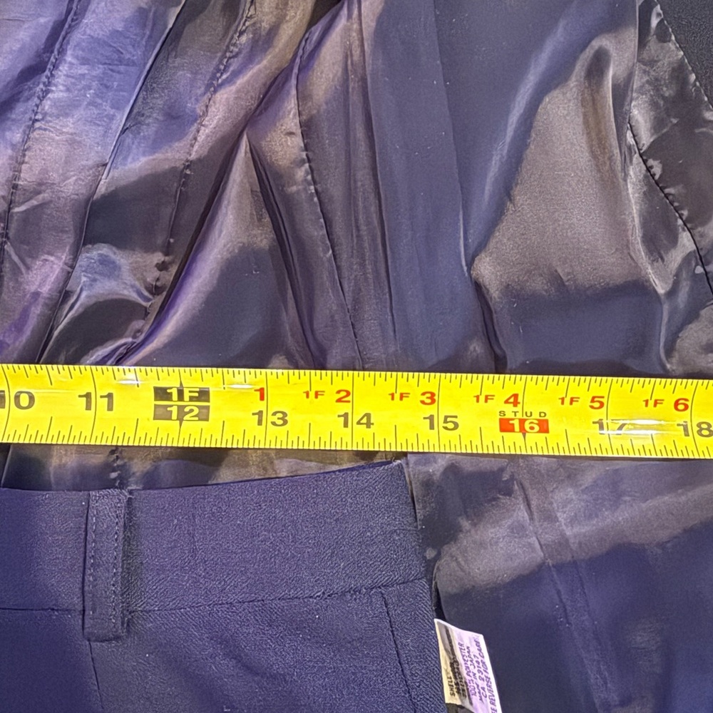 Talbots Classic Women’s Navy Wool Suit, 8P - Picture 10 of 12